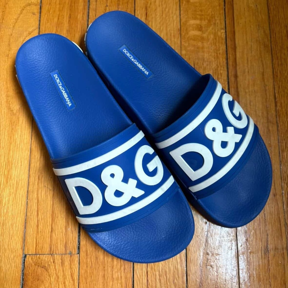 D&G Royal Blue Logo Slides